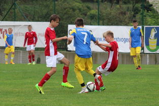 乐鱼电竞在线平台登录入口-世俱杯小组赛：各队表现点评，谁具有夺冠希望？，世俱杯 赛制