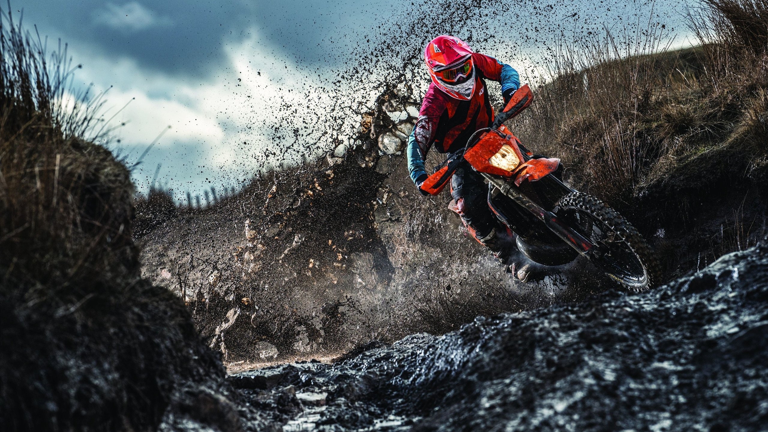 全球目光聚焦邦马蒂女足历史与登贝莱金球，女足 马德兴